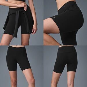 ALO High Waist Black Biker Shorts NWT